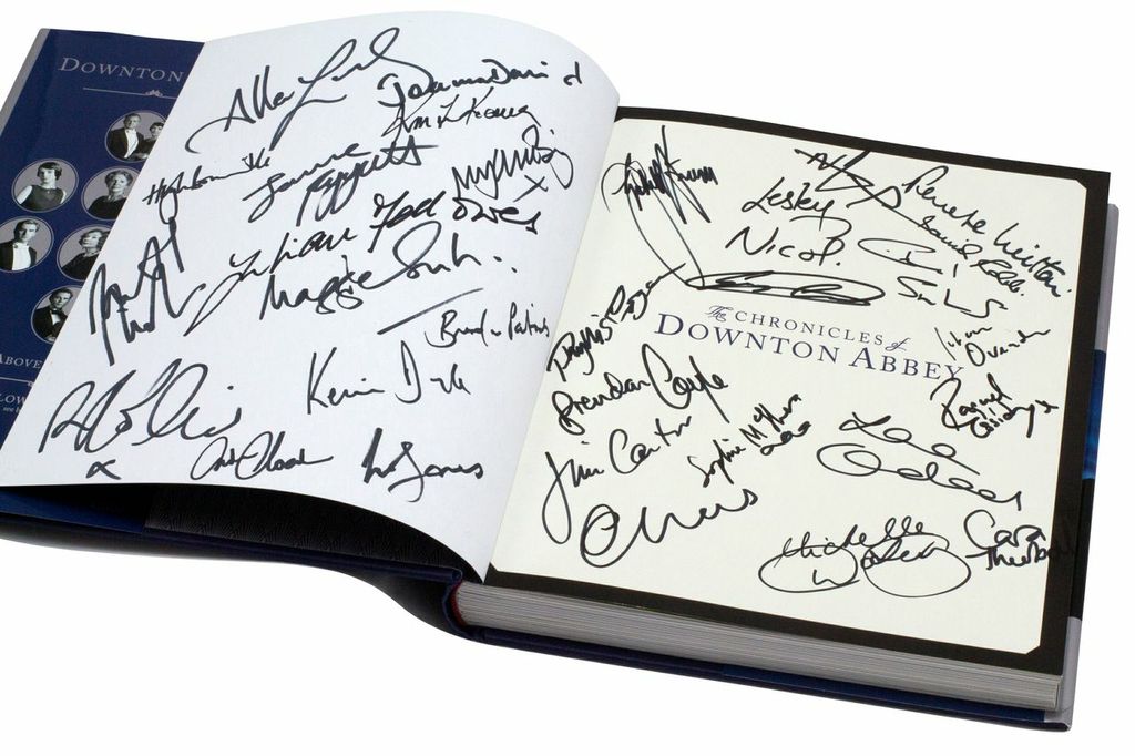Hugh Bonneville - Downtown Abbey Signed Book.jpg Hugh Bonneville - Downtown Abbey Signed Book.jpg